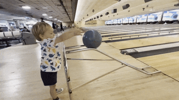 Family-Friendly Activities in Ventura Buena Lanes
