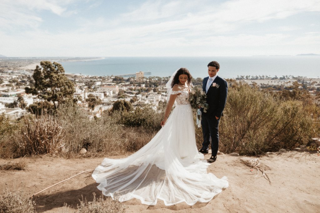7 Reasons to Plan Your Wedding in Ventura, California Unique wedding venue at Serra Cross at Grant Park in Ventura