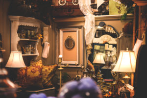 VINTAGE DREAMS VINTAGE DREAMS
