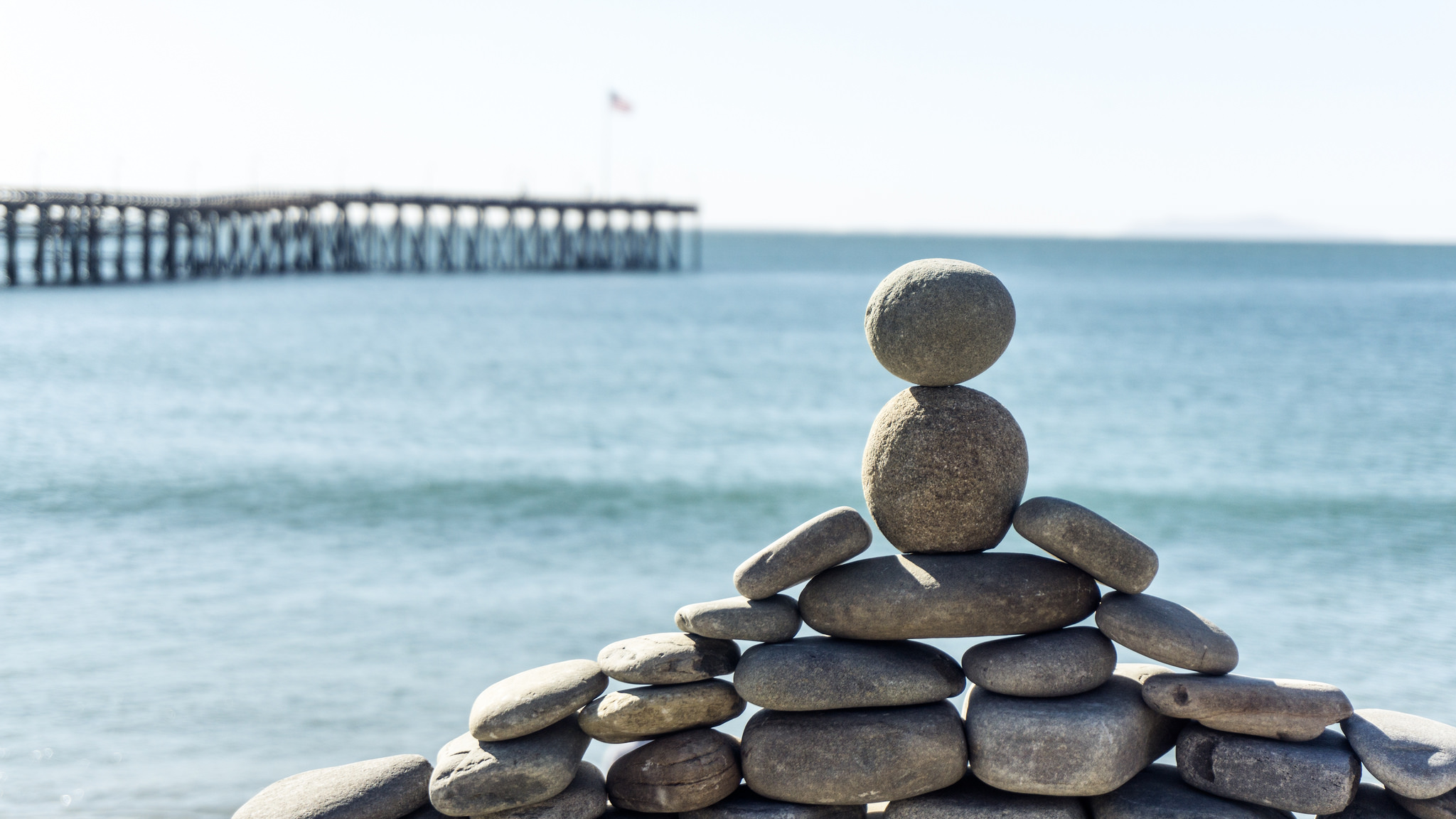 My name is Juan Manuel and I'm the man behind the stone art on Ventura beaches My name is Juan Manuel and I'm the man behind the stone art on Ventura beaches