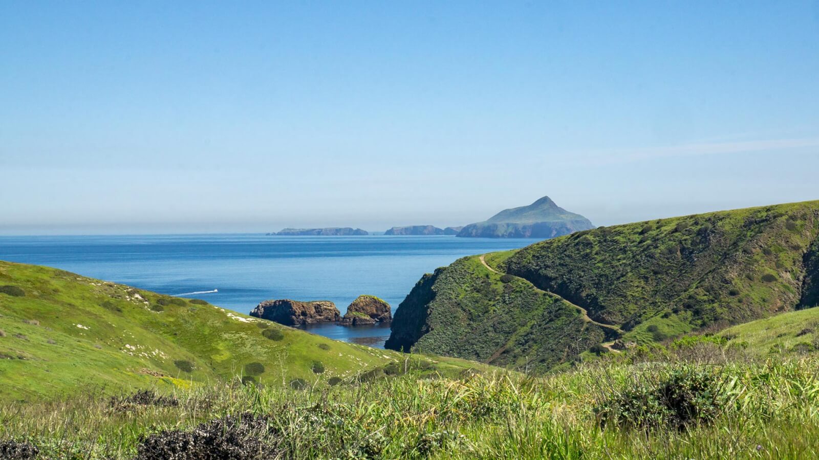 Hiking at Channel Islands National Park Sweeping views of the channel islands hiking trails and the Pacific Ocean.