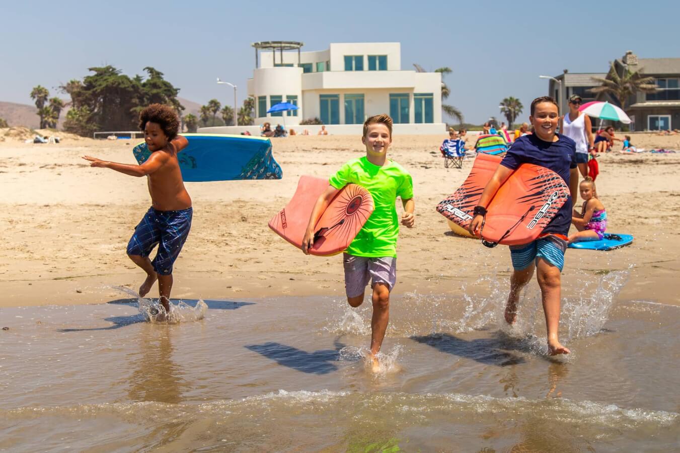 Family Fun Ventura CA Family Activities - Kids playing on ventura state beach