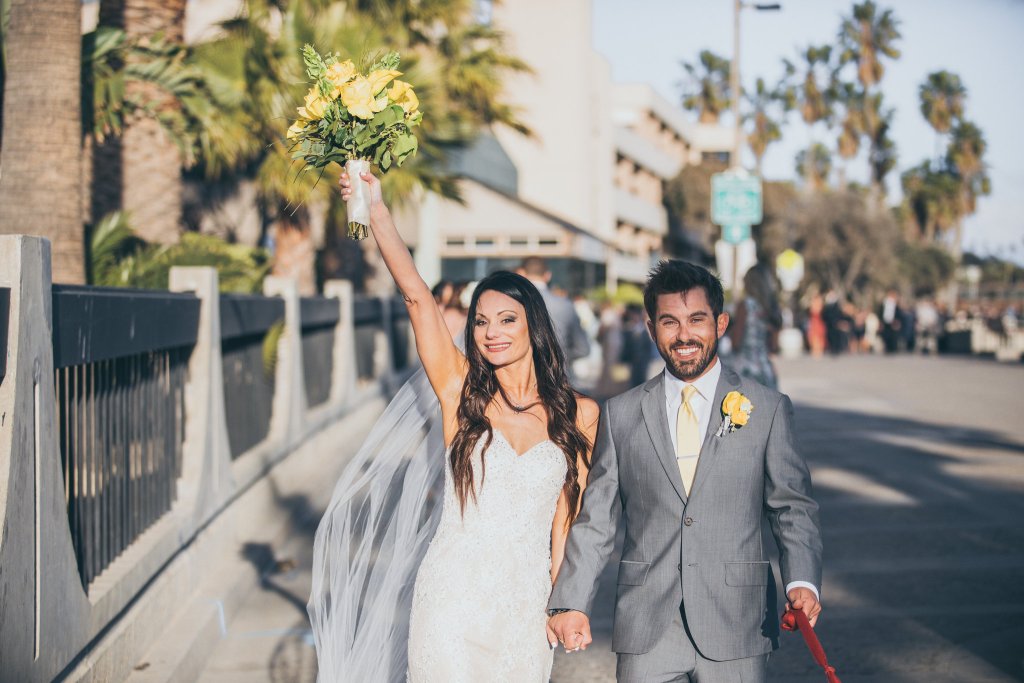 7 Reasons to Plan Your Wedding in Ventura, California Wedding at the promenade