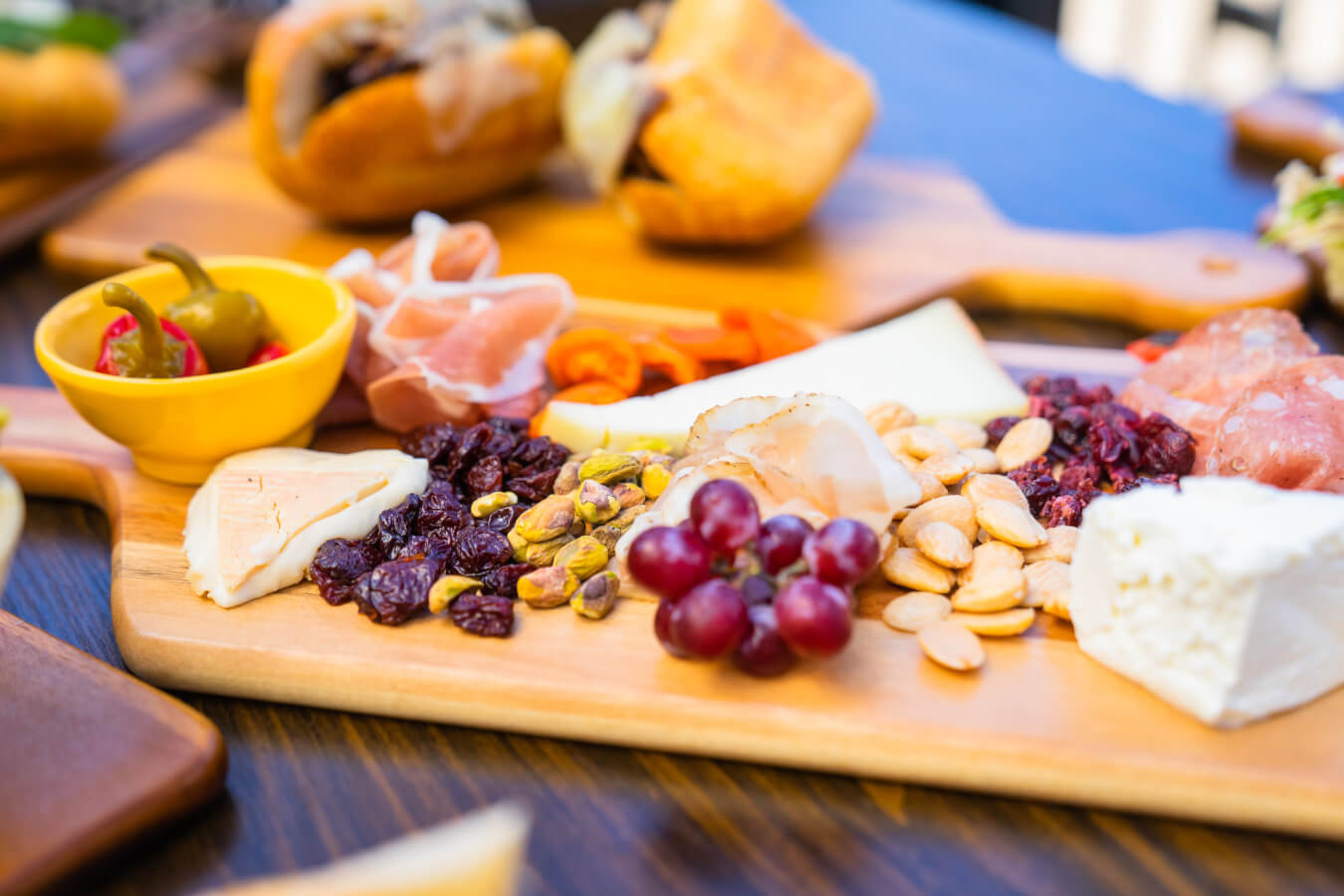 Where Can I Find a Great Happy Hour in Ventura? Peirano’s