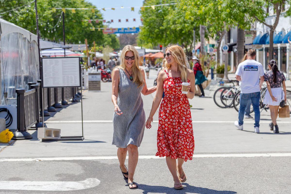 Thirteen Reasons Why Ventura Is the Perfect Road Trip Stop mom and daughter dowtown