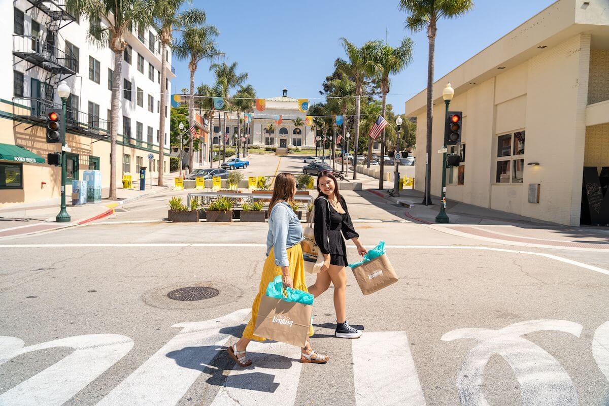 Self-Care Weekend in Ventura downtown shopping girls