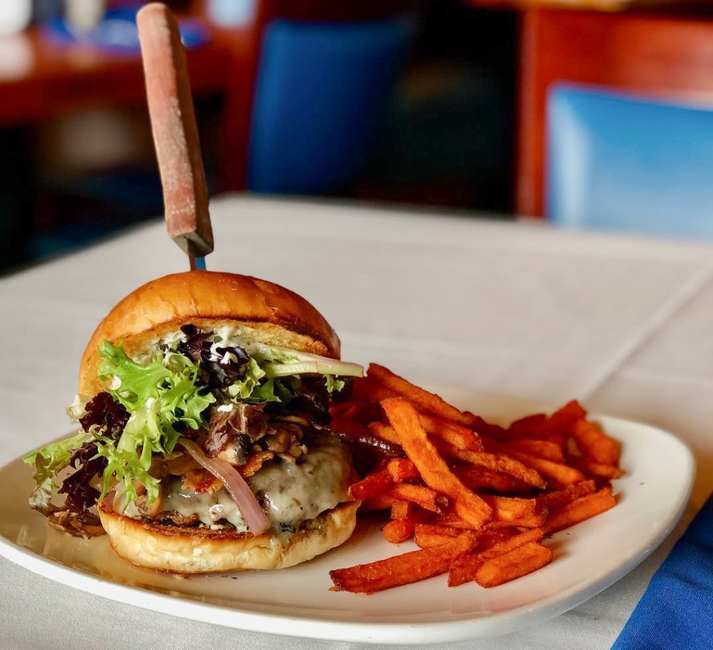 10 Cozy Restaurants with Cocktails and Comfort Food You Have to Try in Ventura aloha steakhouse burger