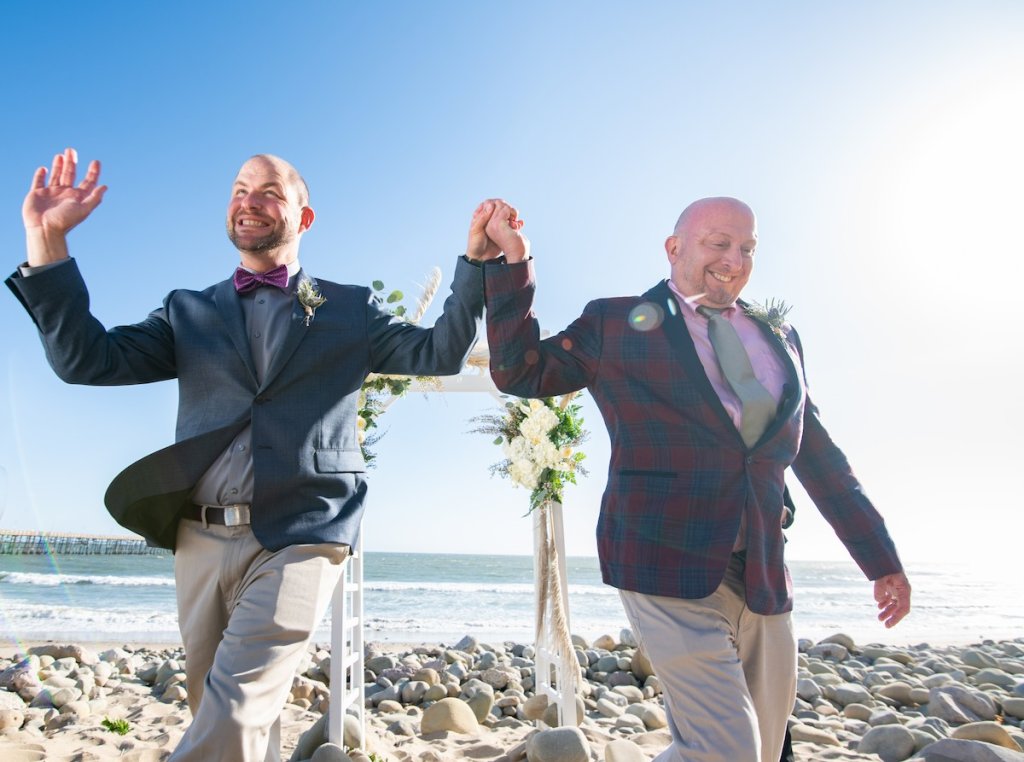 7 Reasons to Get Married in Ventura 7 Reasons to Get Married in Ventura