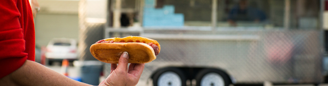 Midtown Ventura's Food Truck Fridays hot-dog-ventura-foodtruck