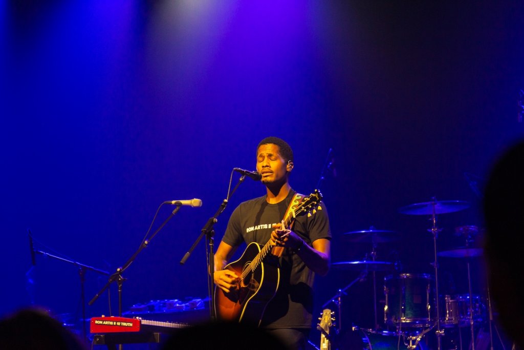 Where Can I Listen to Live Music and Dance in Ventura? Where Can I Listen to Live Music and Dance in Ventura?