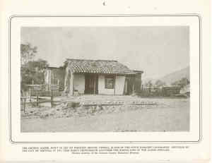 Ortega Adobe Hist