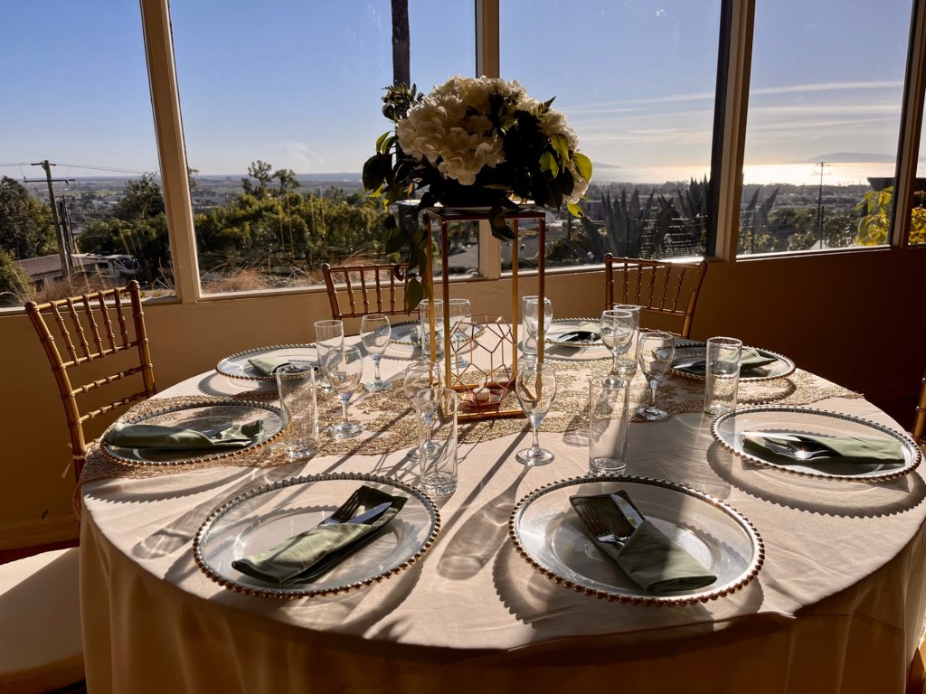 12 Unique Wedding Venues in Ventura Unique Poinsettia Pavillion Wedding in Ventura