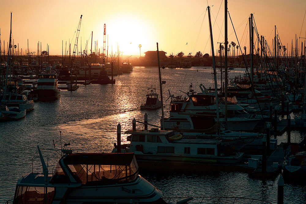 Finding Creative Inspiration in Ventura, California sunset photo of ventura harbor