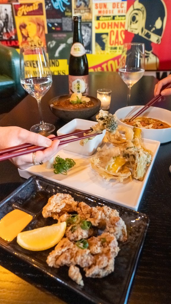 10 Cozy Restaurants with Cocktails and Comfort Food You Have to Try in Ventura strange beast food